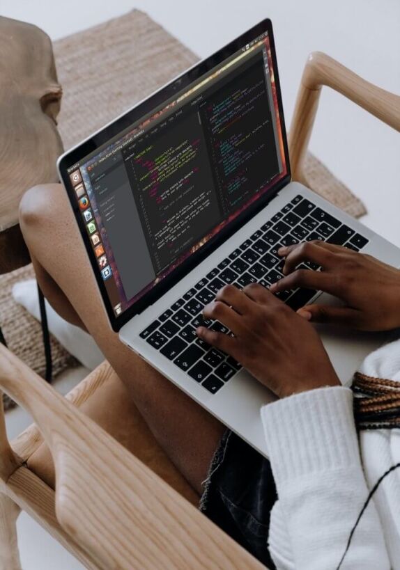 Highlighting the benefits of using HTML editors