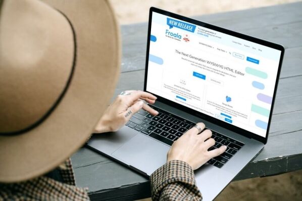 What is Froala WYSIWYG HTML Editor?
